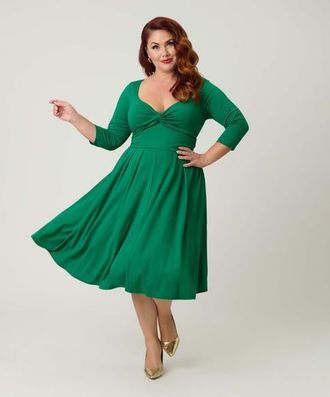 Unique Vintage Plus Size 1950s Front Twist Swing Dress in Solid Green at Nordstrom, Size 5X