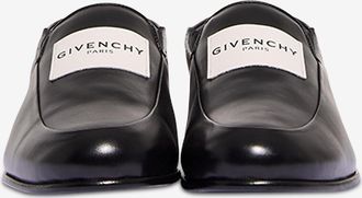 Givenchy Wandelbare Nappaledermokassins Label