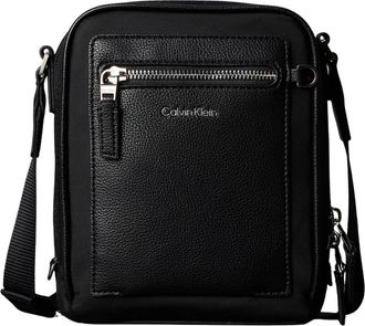 Calvin Klein Ssnl Raised Logo Reporter - Heren - Schoudertassen - Zwart - ONE Size - Leer - Tassen