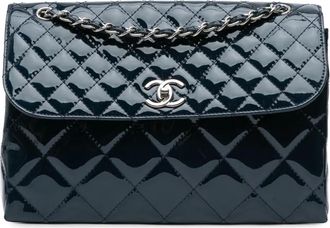 Chanel 2010-2011 Quilted Patent In The Business Flap shoulder bag - Blue
