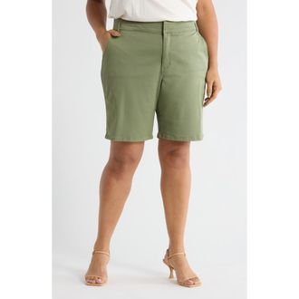 Wit & Wisdom Skyrise High Waist Bermuda Shorts in Basil at Nordstrom, Size 14W