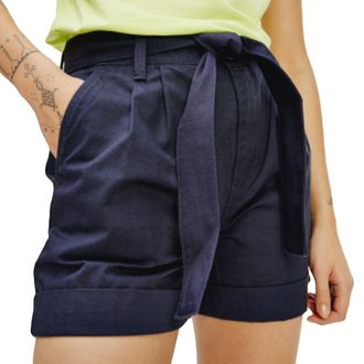 Tommy Jeans Kurze Tommy Jeans Dames Mom met G&uuml;rtel