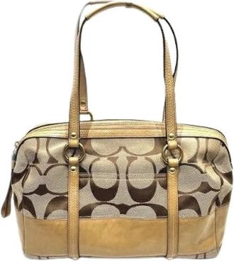 Coach Pre-owned Shoulder Bags, female, Beige, Size: ONE SIZE Pre-owned Canvas Shoulder Bag