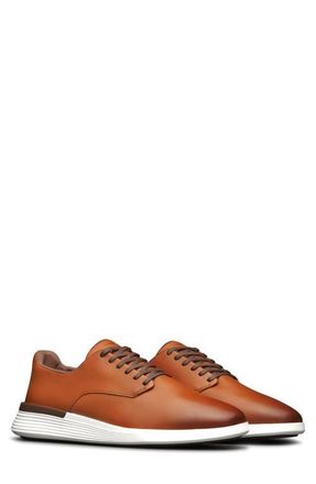 Wolf & Shepherd Crossover Plain Toe Derby in Honey /White at Nordstrom, Size 10.5