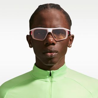 Nike Mens Show X3 Flyfree Field Tint in White | IM9736X-100