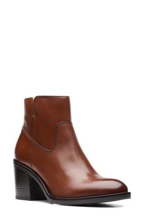 Clarks Valvestino Lo Bootie in Dark Tan Lea at Nordstrom Rack, Size 9.5