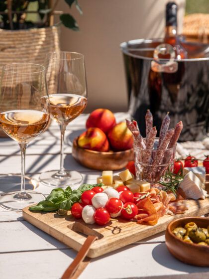 So präsentierst du einen Instagram-würdigen Sommer-Aperitivo