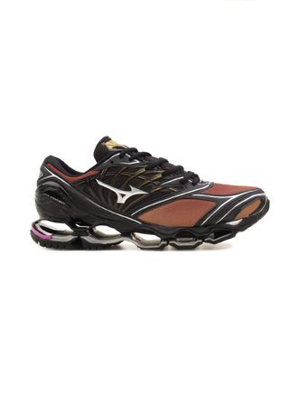 Mizuno sneakers