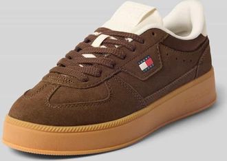 Tommy Jeans Low Top Sneaker in Wildleder-Optik in Dunkelbraun, Gr&ouml;&szlig;e 36