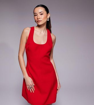 Forever New Vestito corto sartoriale rosso con scollo rotondo