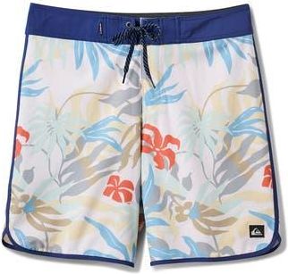 Quiksilver Surfsilk Scallop Board Shorts in Off White at Nordstrom Rack, Size 34