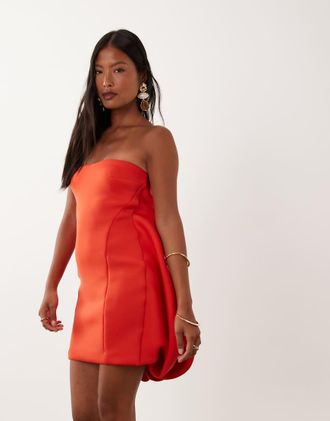 Asos Petite ASOS DESIGN Petite - Vestito corto a palloncino in tessuto stile scuba scarlatto-Rosso