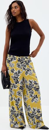 Contemporaine Womens Floral sketches satiny pant Fit: Wide leg, high rise