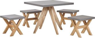 Beliani Conjunto De Comedor Para Jard&iacute;n De Cemento Reforzado Gris Con Patas De Madera De Acacia Para 4 Personas Mesa Cuadrada Con 4 Taburetes Olbia