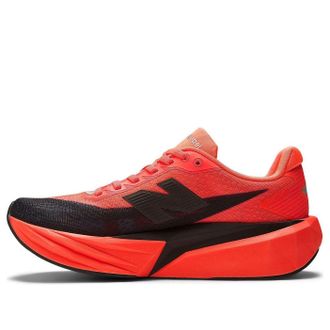 New Balance (WMNS) New Balance FuelCell Rebel v5 Emergency Red Black WFCXLQ5
