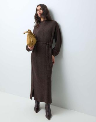 Vila abito lungo in maglia grossa con allacciatura in vita color marrone cioccolato