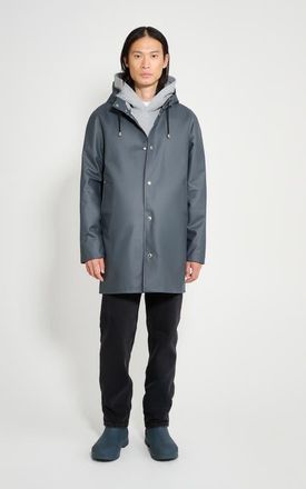 Stutterheim Stockholm Lightweight Raincoat in Charcoal at Nordstrom, Size X-Large