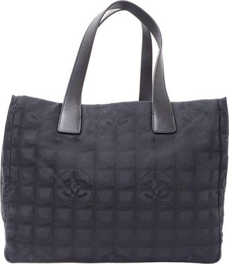Chanel Black Nylon Tote Bag (Pre-Owned)