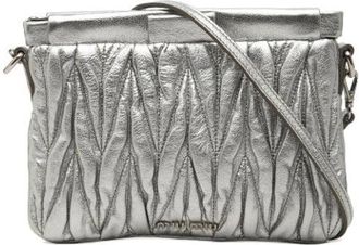 Miu Miu Pre-owned Quilted Nappa Crossbody Bag - Dames - Vintage Schoudertas - Grijs - ONE Size - Leer - Vintage