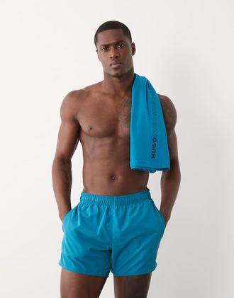 HUGO BOSS Hugo - Red Tiki - Pantaloncini da bagno blu ottanio medio in coordinato-Verde