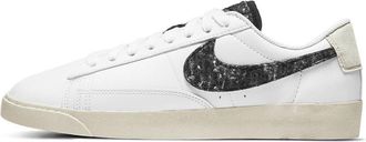 Nike (WMNS) Nike Blazer Low SE Recycled Wool Pack - White Black DA4934-100