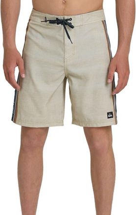 Quiksilver Fade Lines 19 Board Shorts in Twill at Nordstrom, Size 32