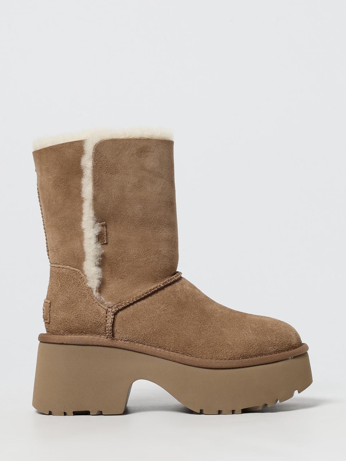 Women's UGG Chelsea Boots up to −34% Stylight