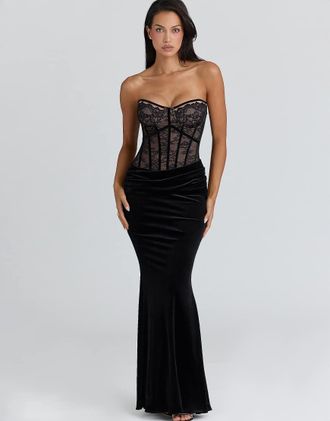 House of CB Ayana - Vestito lungo in velluto e pizzo nero con bolero nero