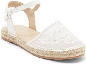 Top Moda Chrom Floral Embroidered Ankle Strap Flat in White Pu at Nordstrom Rack, Size 7.5