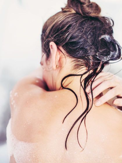 Natural Ingredients You Need In Your Shampoo For Shiny Hair