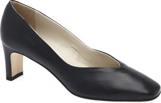 Amalfi By Rangoni Scilla Pump in Black at Nordstrom Rack, Size 8.5