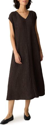 Eileen Fisher V-Neck Crinkle Midi Dress in Truffle at Nordstrom, Size Xx-Small