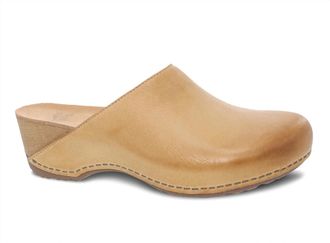 Dansko Womens Talulah Milled Burnished Mule In Tan
