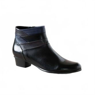 Regarde le ciel Womens Stefany Ankle Boot In Black