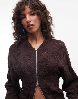Monki Cardigan marrone cioccolato con cuori ricamati