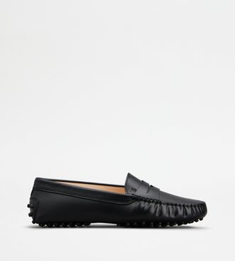 Tod's Gommino Loafers in Leather