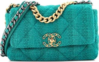 Chanel 19 Flap Bag Quilted Tweed Medium crossbody bag - Blauw