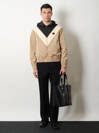 Valentino Garavani Mens Shoulder Bag With Iconic Studs Black Leather