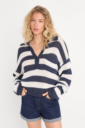 Good American Womens The Harbor Sweater | Horizon Ink Stripe, Size Medium | Good American by Khlo&Egrave; Kardashian