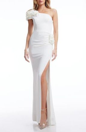 Dress The Population Aubrielle Asymmetric Gown in Off White at Nordstrom Rack, Size Large
