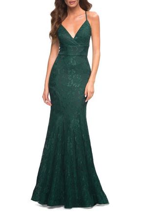La Femme Stretch Lace Gown with Flattering Seams at Waist in Emerald at Nordstrom, Size 00