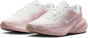 Nike Uplift SC Sneaker in Summit White/White/Red at Nordstrom Rack, Size 11.5