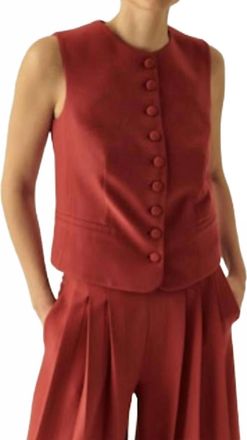 Exquise Elowyn Sleeveless Vest In Red