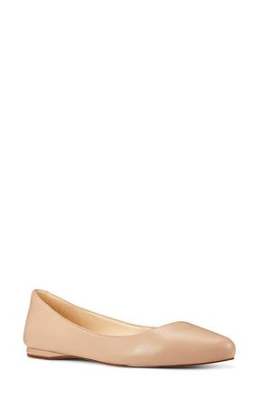 Nine West Speak Up Pointed Toe Flat in Nude Leather at Nordstrom, Size 10.5