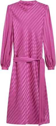 Valentino Garavani Midi Jurk in Glanzend-Mat Jacquard met Logostreep - Dames - Casual kleedjes - Paars - S - Kleedjes