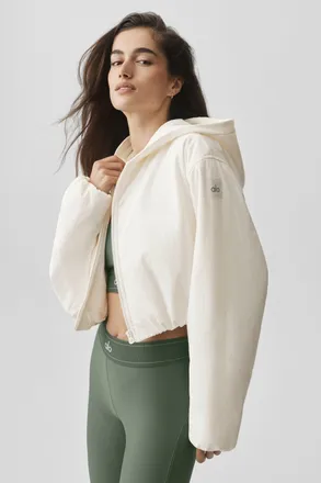 Alo | Cropped Mountain Peak Full-Zip Hoodie in Ivory, Size: Medium