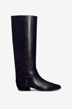 Reformation Stiefel mit kubanischem Absatz aus Leder Dominique