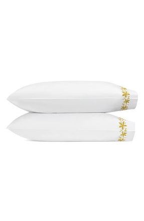 Matouk Callista Set of 2 Pillowcases in Lemon at Nordstrom, Size Standard