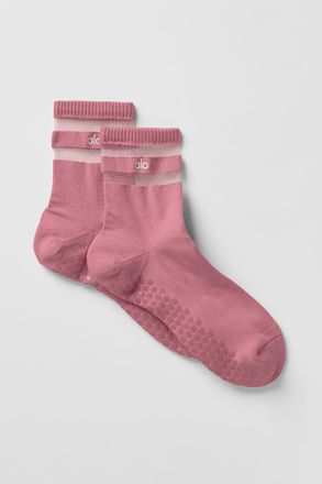 Alo | Womens Pulse Grip Socks in Pink Wild Rose, Size: Medium/Large