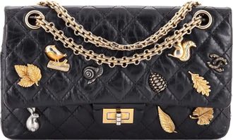 Chanel Lucky Charms Reissue 2.55 Flap Bag Quilted Aged Calfskin 225 shoulder bag - Zwart